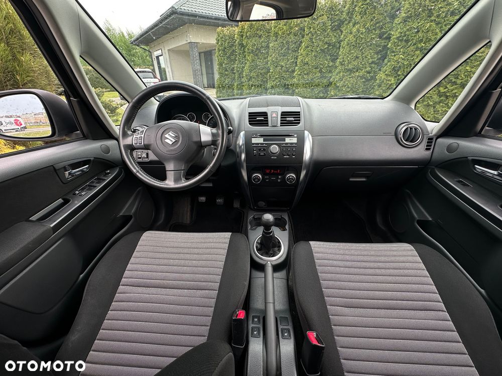 Suzuki SX4 1.6 VVT 4x2 Comfort - 4