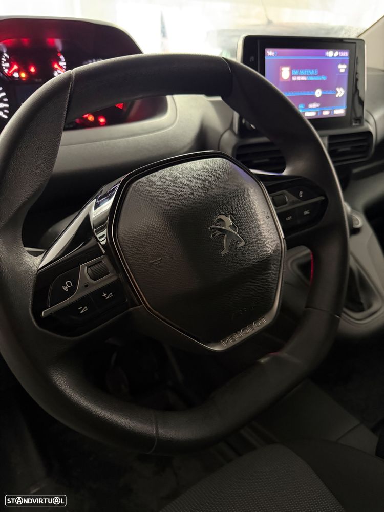 Peugeot Partner - 13