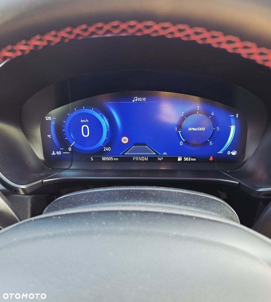 Ford Kuga 2.0 EcoBlue 4x4 ST-LINE - 19