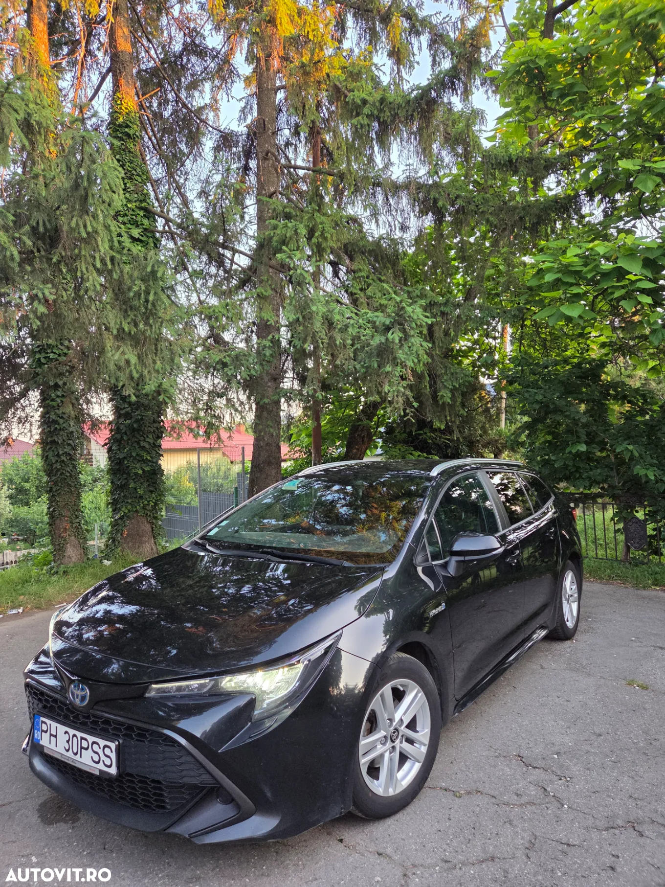 Toyota Corolla 1.8 HSD Business - 12