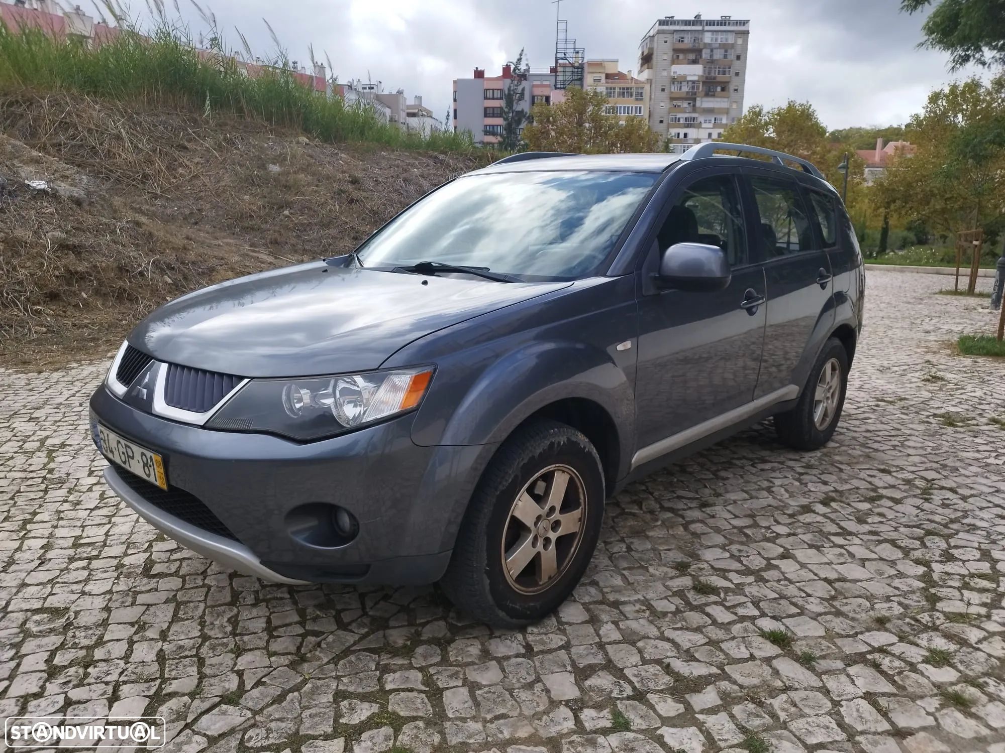Mitsubishi Outlander 2.0 DI-D Instyle 4WD - 1