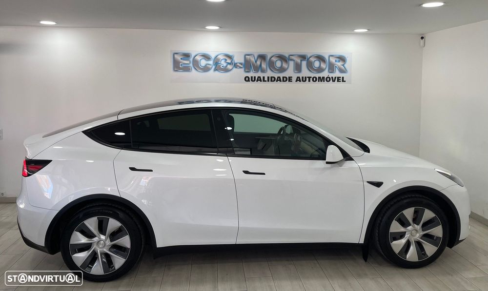 Tesla Model Y RWD - 13