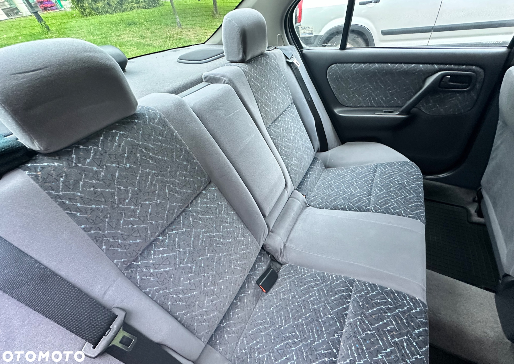 Nissan Primera 2.0 SLX - 3