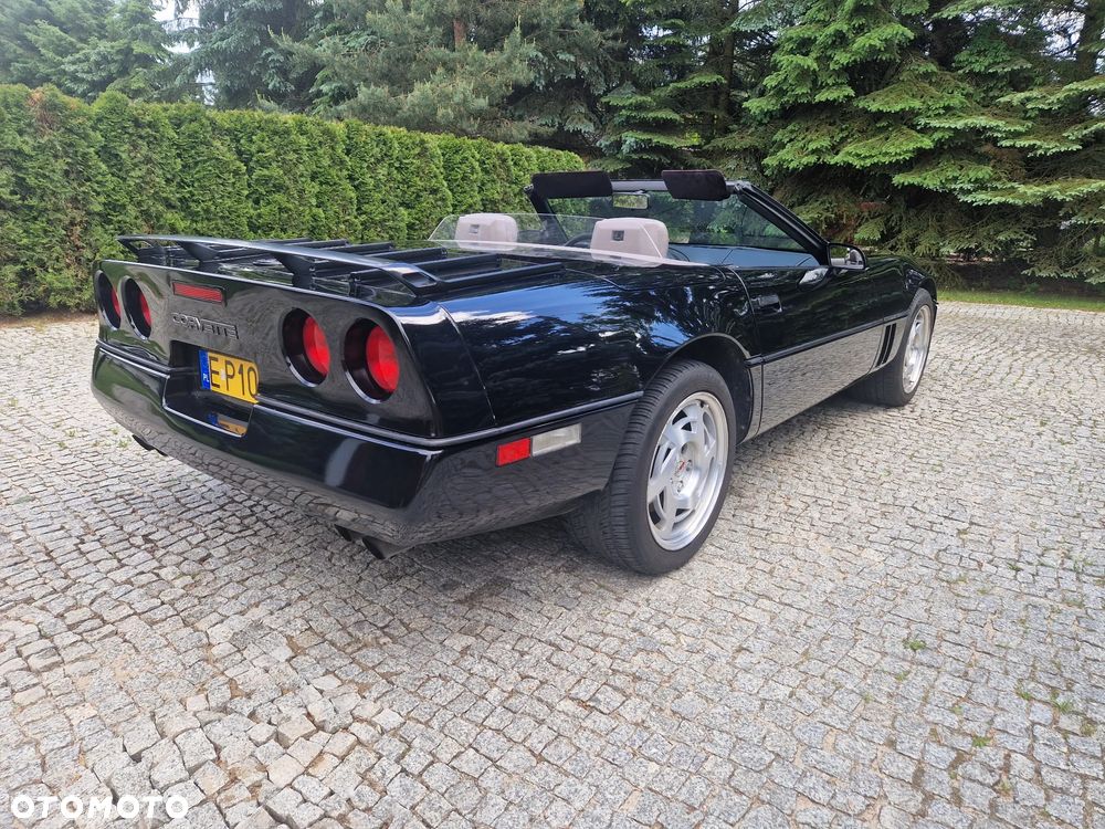 Chevrolet Corvette - 6