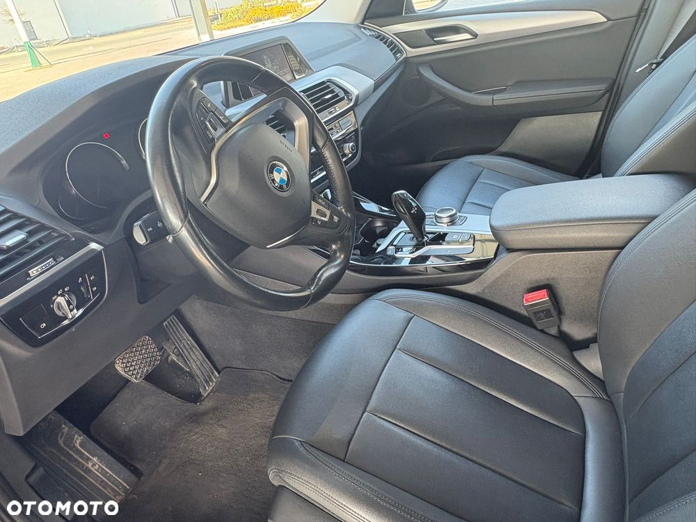 BMW X3 sDrive18d - 7