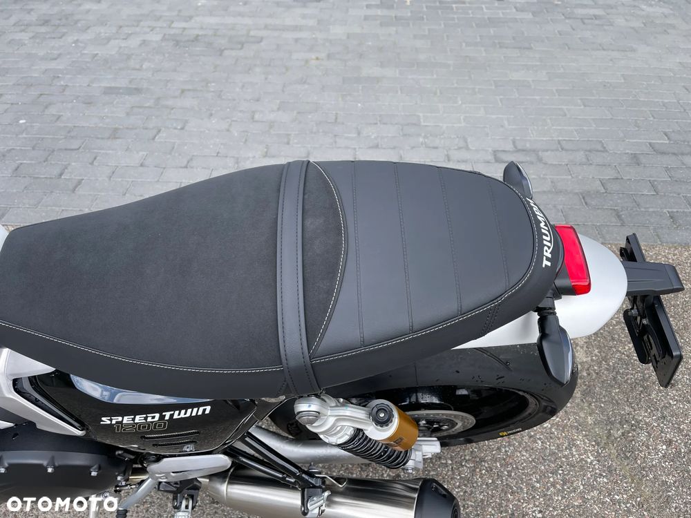Triumph Speed Twin - 7