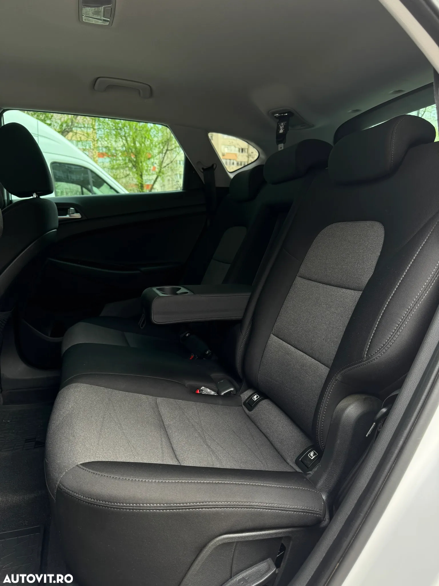 Hyundai Tucson 1.6 CRDi 4WD 7DCT Style - 13