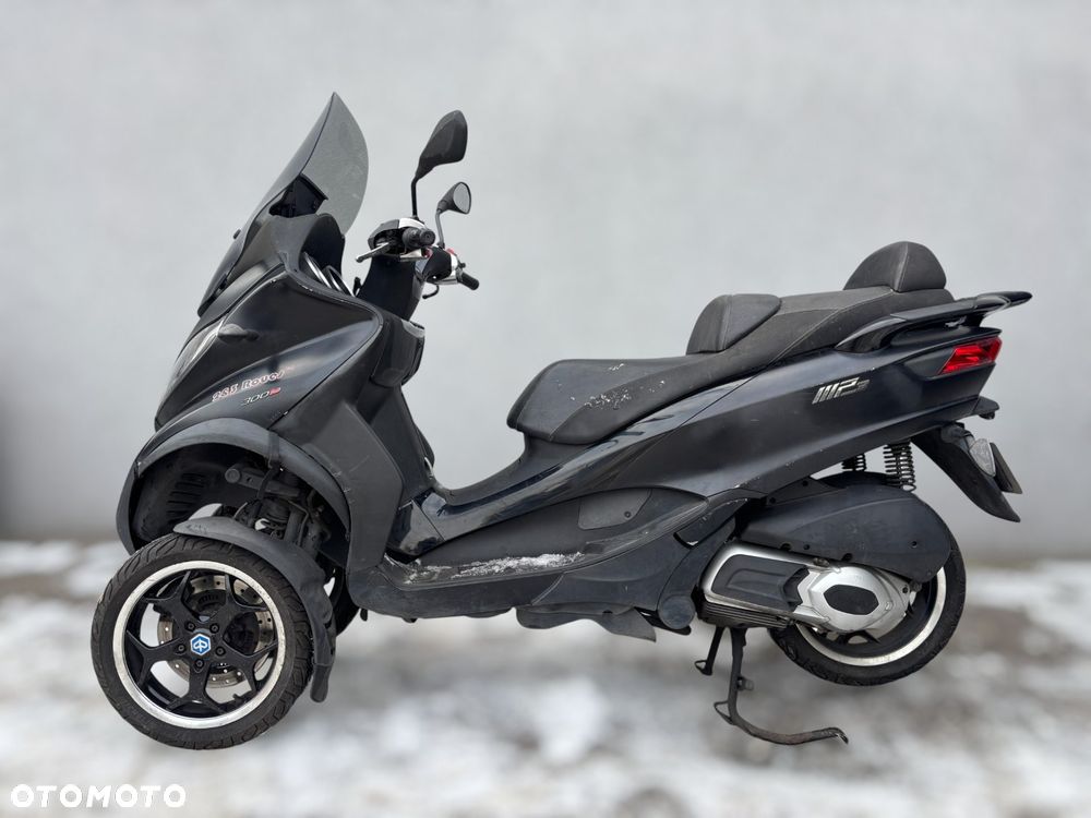 Piaggio MP-3 - 5