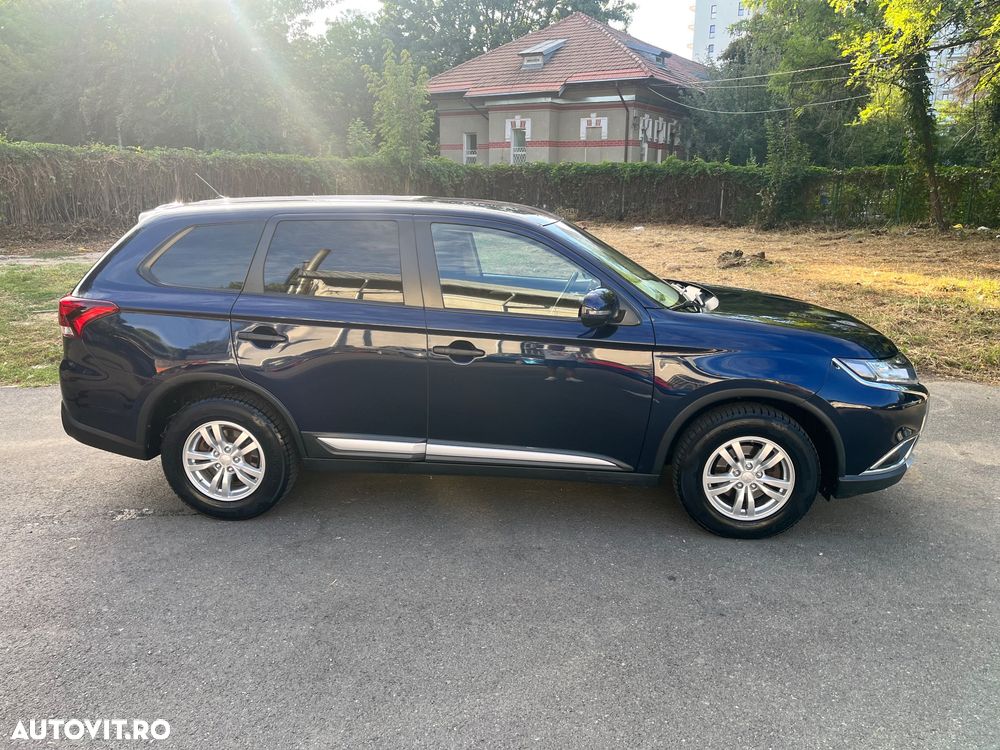 Mitsubishi Outlander 2.2 DI-D AS&G 6MT 4WD Invite A01 - 15