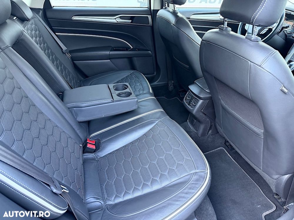 Ford Mondeo 2.0 TDCI PowerShift Business - 12