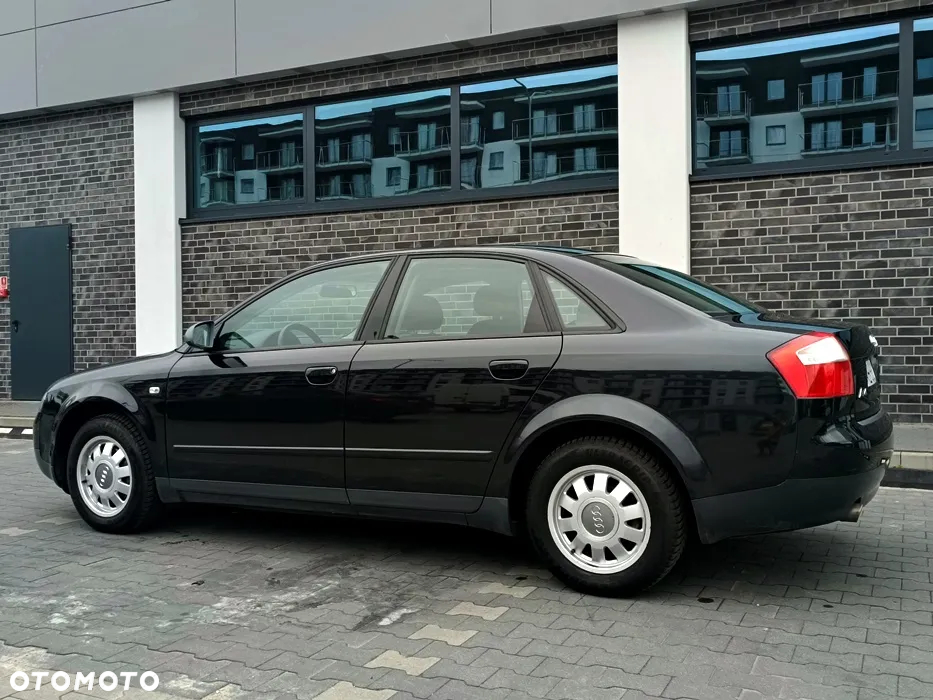 Audi A4 - 4