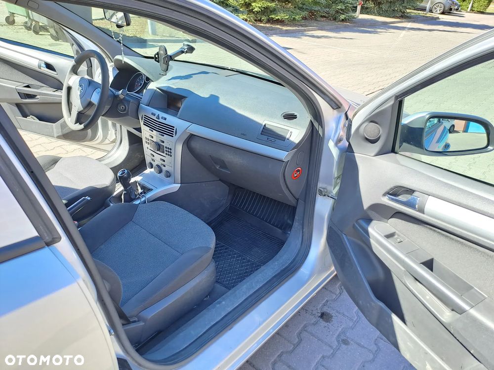 Opel Astra 1.6 Enjoy - 14