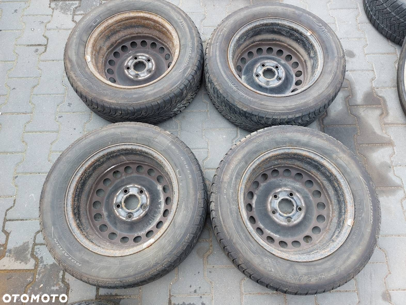 FELGI STALOWE 3 SZT 1K0601027C 5x112 6Jx15 ET47 57,1 VW GOLF V PASSAT - 8