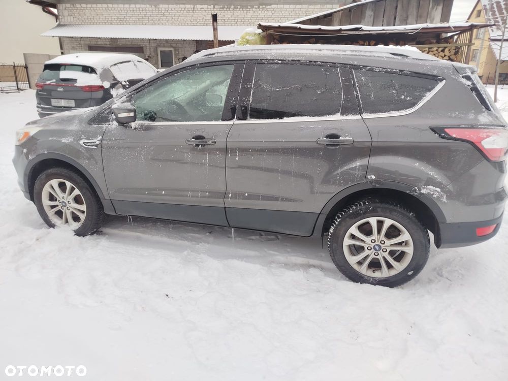 Ford Kuga 1.5 EcoBoost 2x4 SYNC - 2