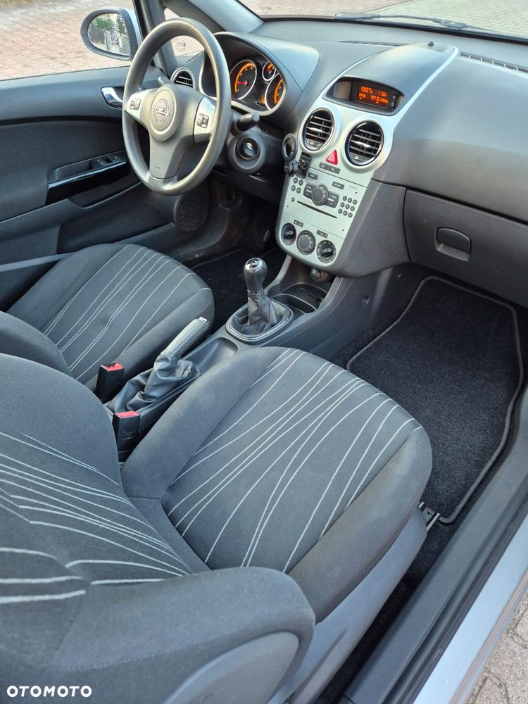 Opel Corsa 1.2 16V Selection 110 Jahre - 5