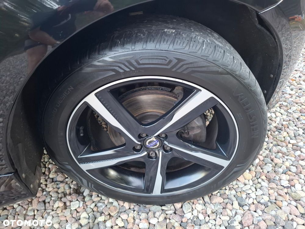 Volvo XC 60 D4 Drive-E R-Design Momentum - 14