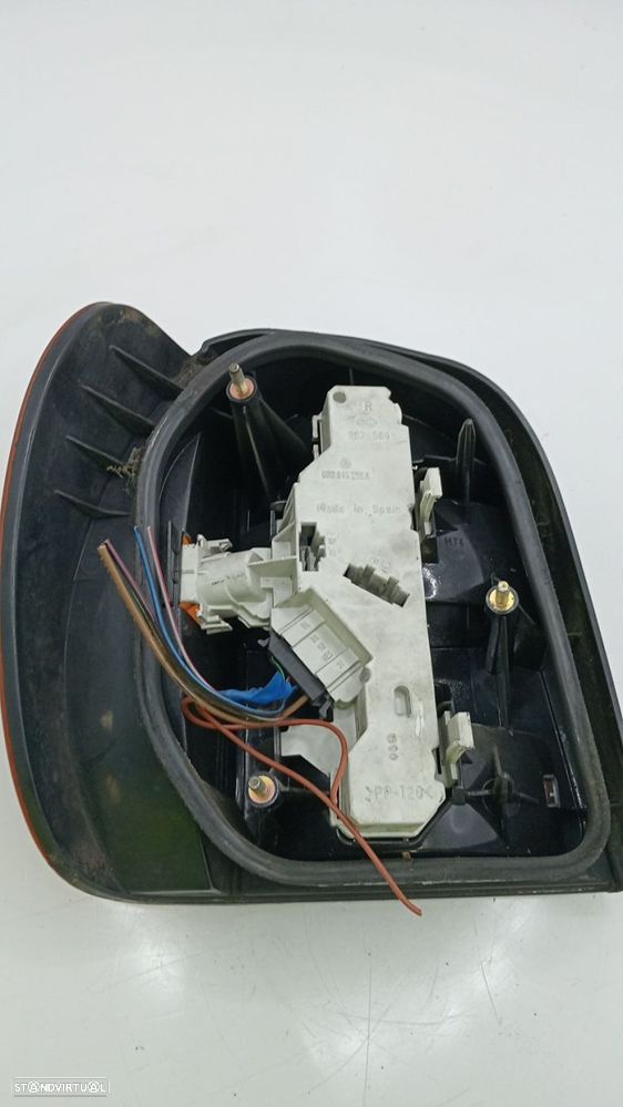 Farolim Stop Dto Volkswagen Polo (6N1) - 4