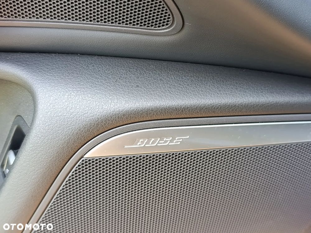 Audi A6 Avant 3.0 TDI quattro S tronic - 17