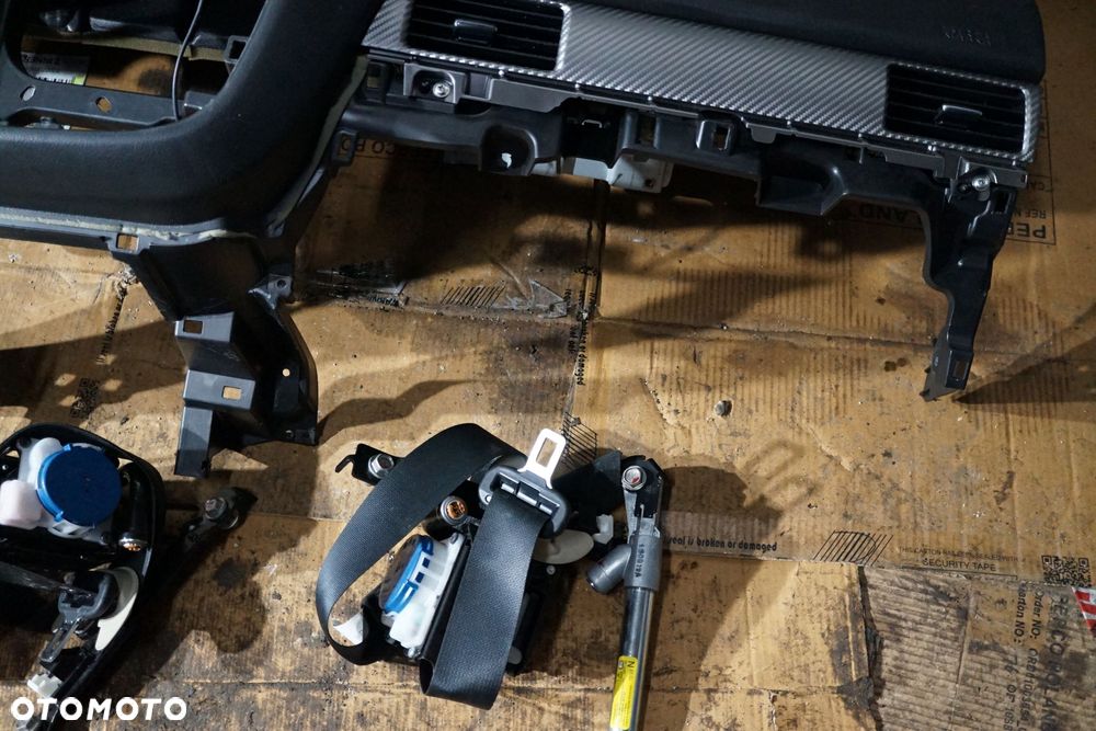 DESKA ROZDZIELCZA AIRBAG KONSOLA OUTLANDER III LIFT MITSUBISHI 2015-2018 - 17