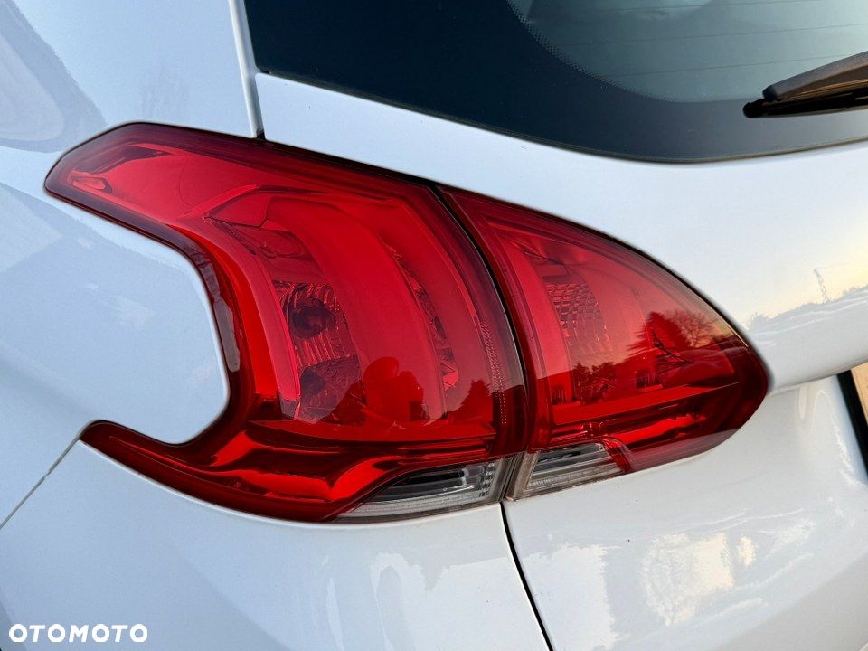 Peugeot 2008 120 VTI Allure - 10