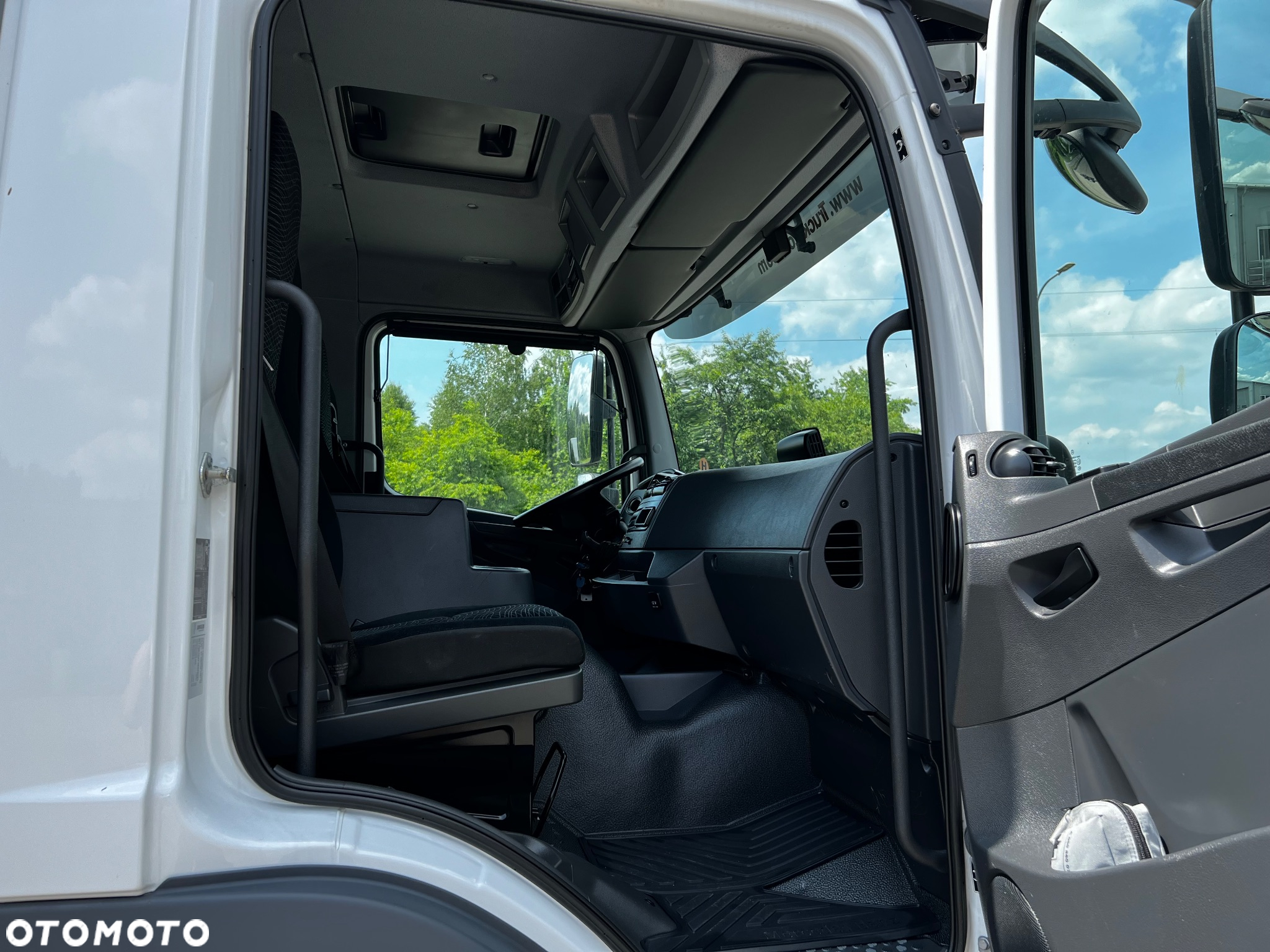 Mercedes-Benz ATEGO 1524 BURTO-PLANDEKA 7.3m WINDA - 31