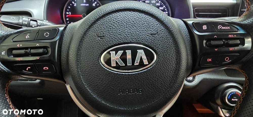 Kia Stonic - 19