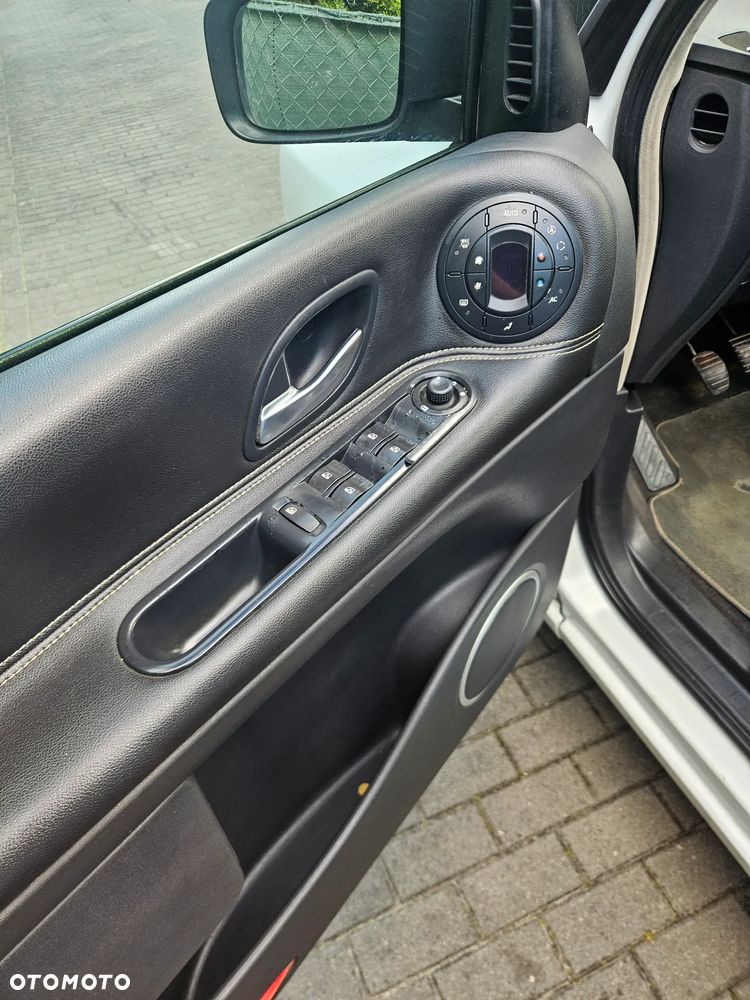 Renault Espace 2.0 dCi Celsium ESM - 15