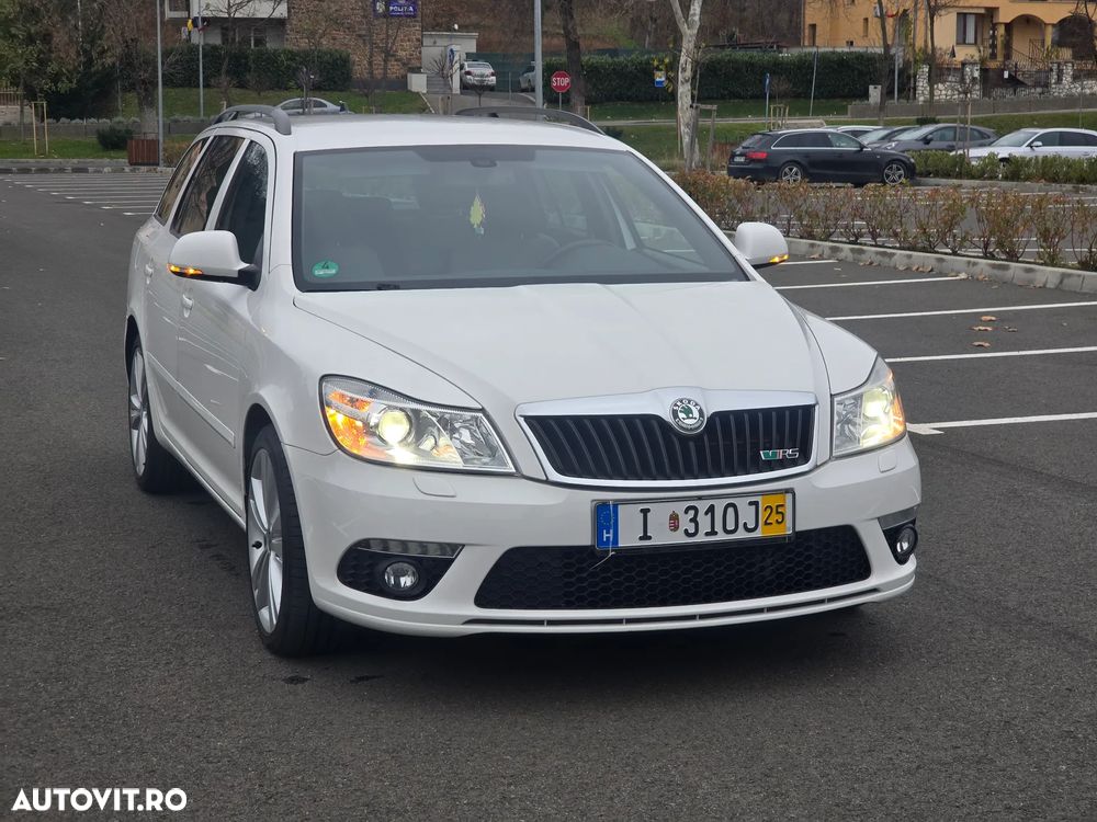 Skoda Octavia Combi 2.0 RS TDI - 1