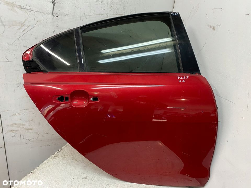JAGUAR XE x760 prawe drzwi