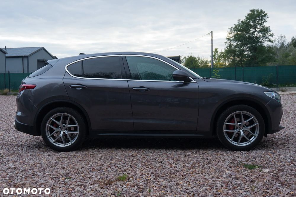 Alfa Romeo Stelvio 2.0 Turbo First Edition Q4 - 7