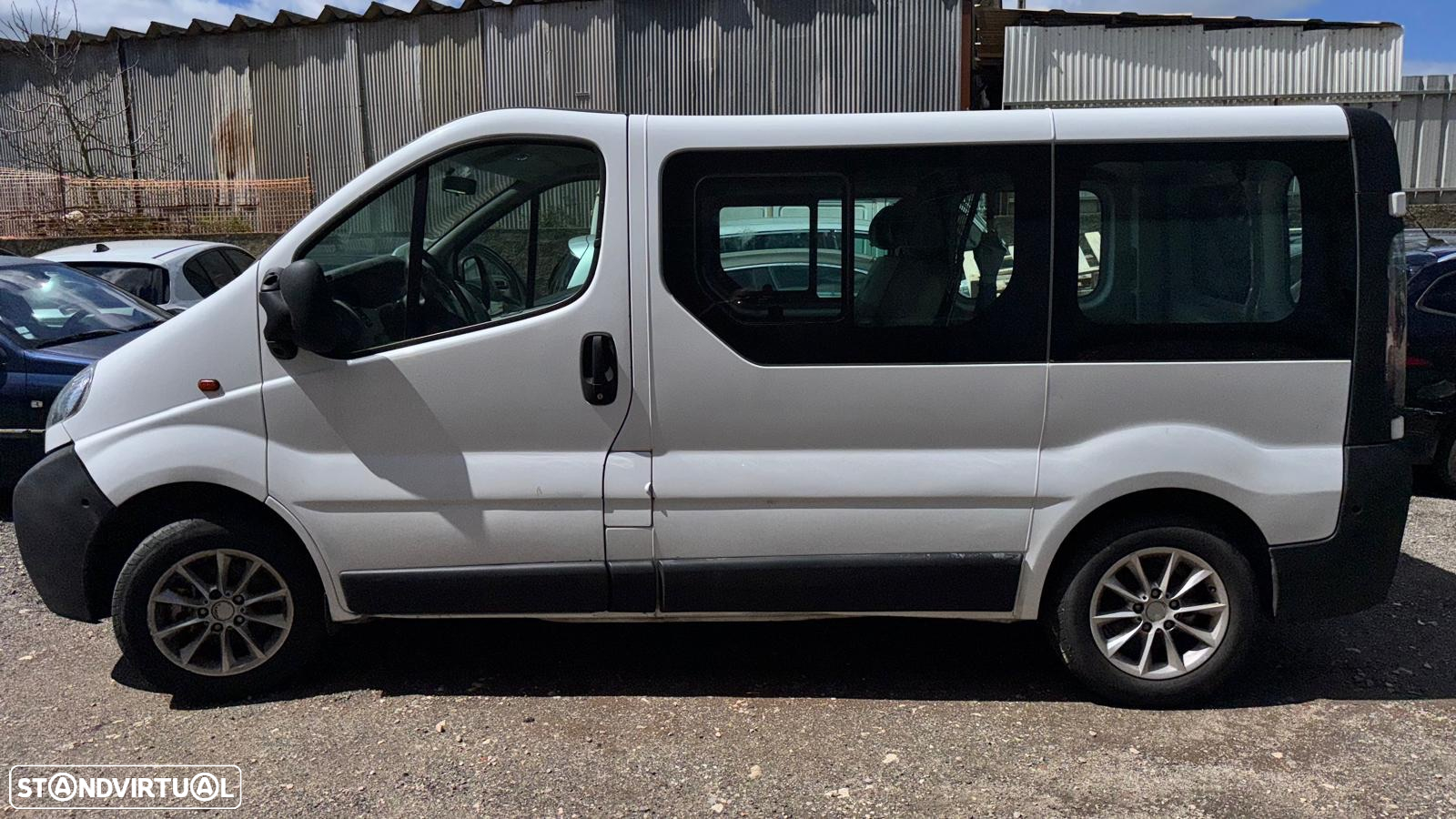 Opel Vivaro 1.9Dti de 2003 Para Peças - 3