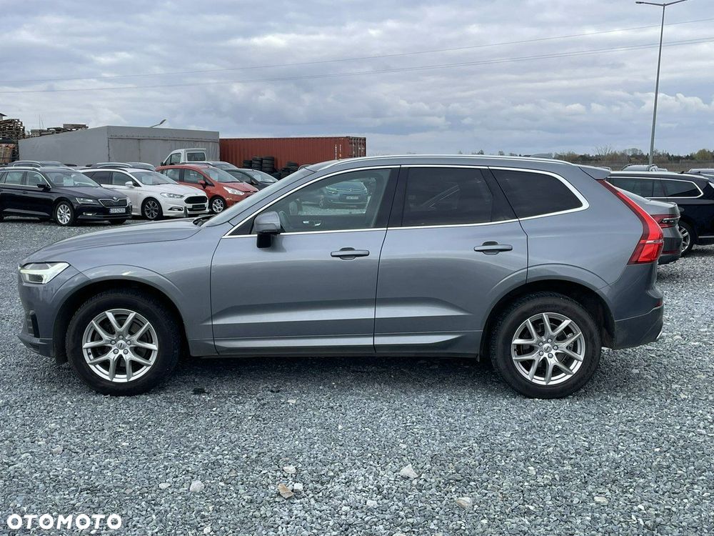 Volvo XC 60 T5 Momentum - 9