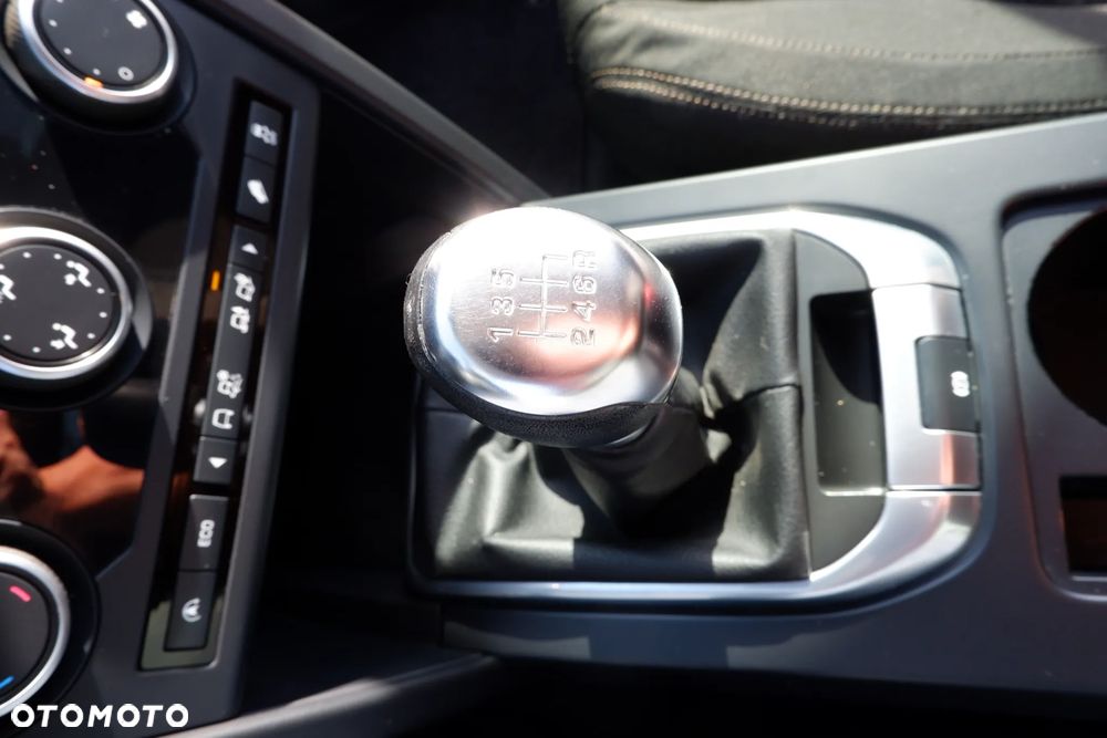 Land Rover Discovery Sport TD4 - 23