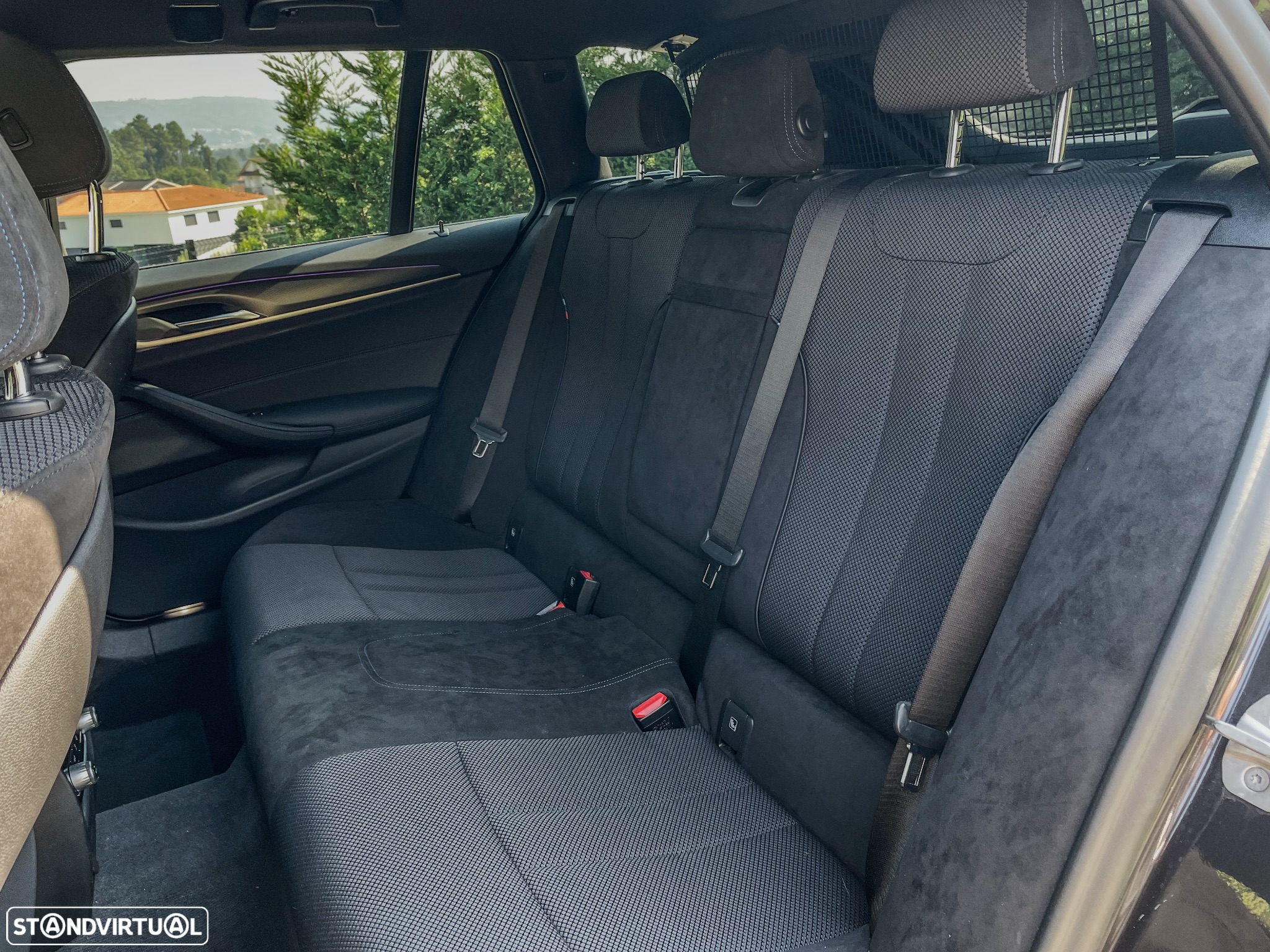 BMW 530 e Pack Desportivo M - 38