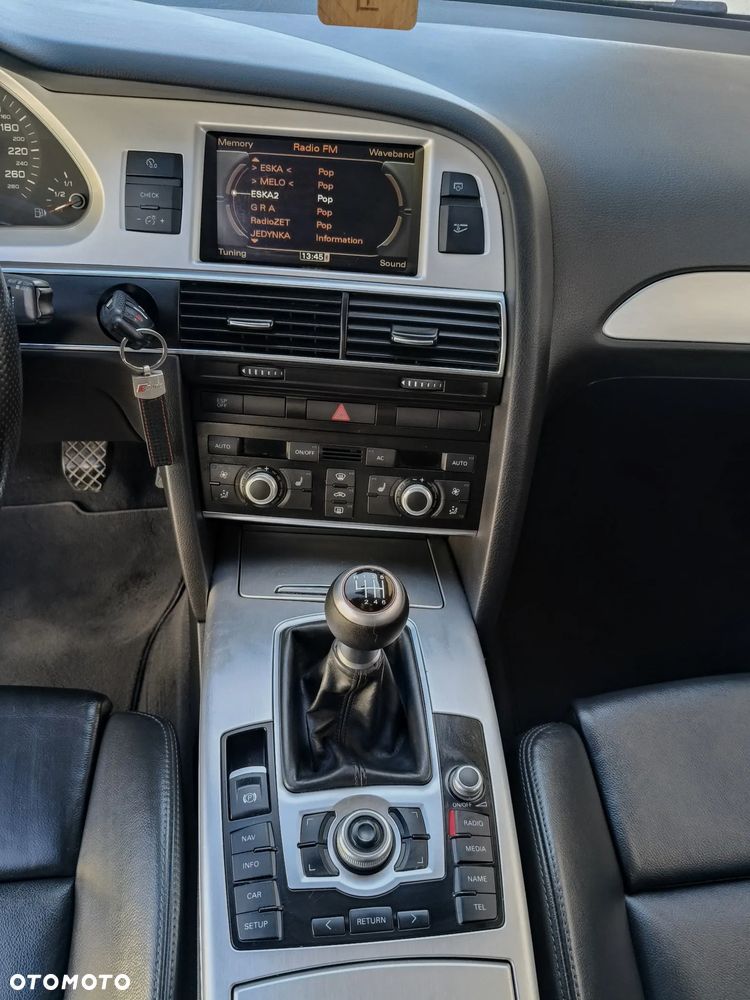 Audi A6 Avant - 16