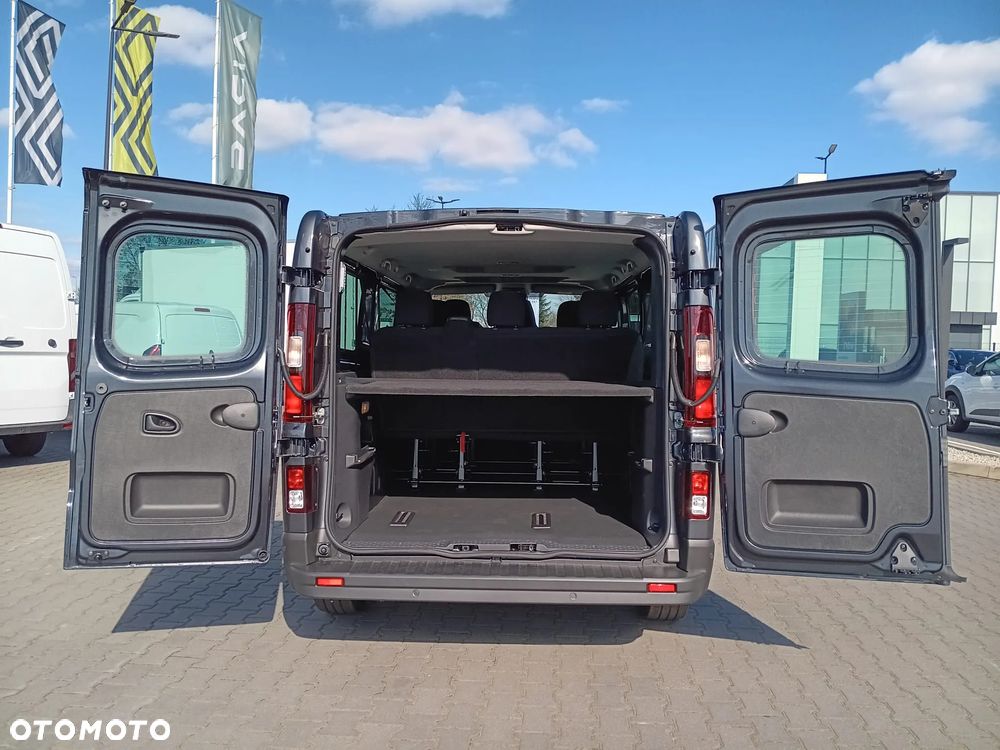 Renault Trafic - 9