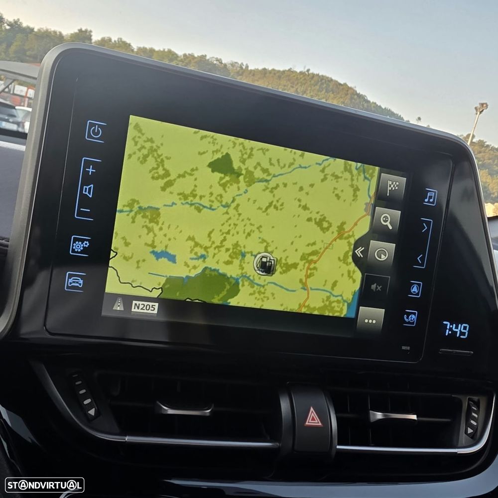 Toyota C-HR 1.8 Hybrid Exclusive+P.Luxury - 26