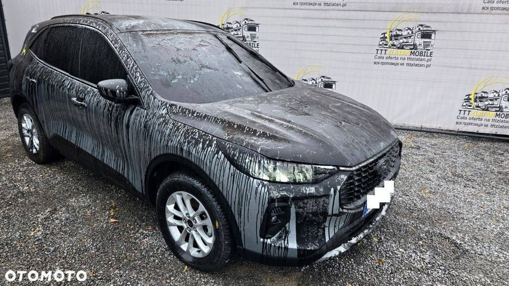 Ford Kuga - 24