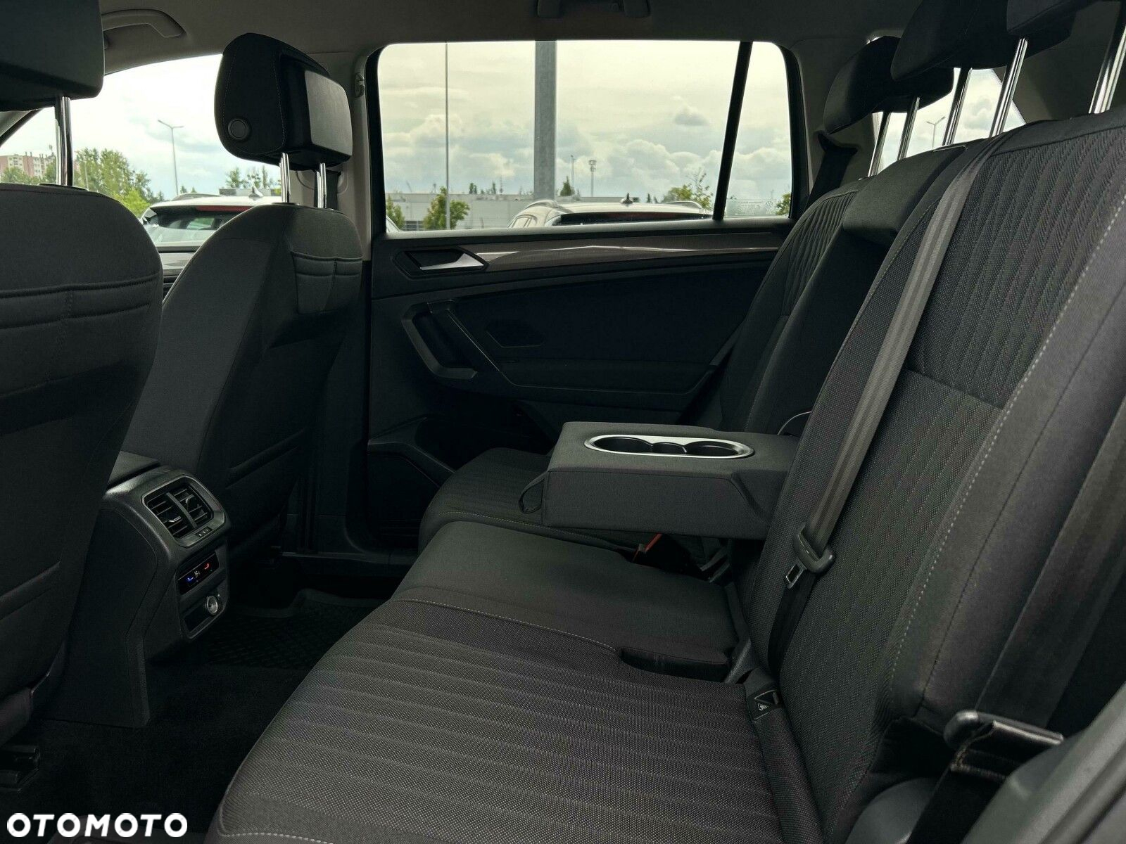 Volkswagen Tiguan Allspace 1.5 TSI EVO Elegance DSG - 17
