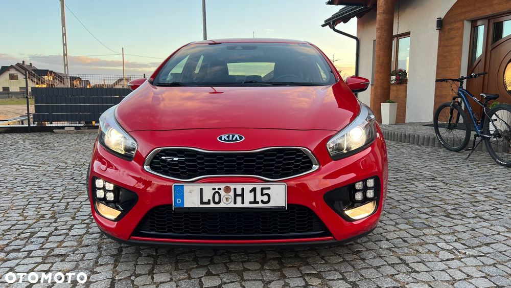 Kia Ceed - 3