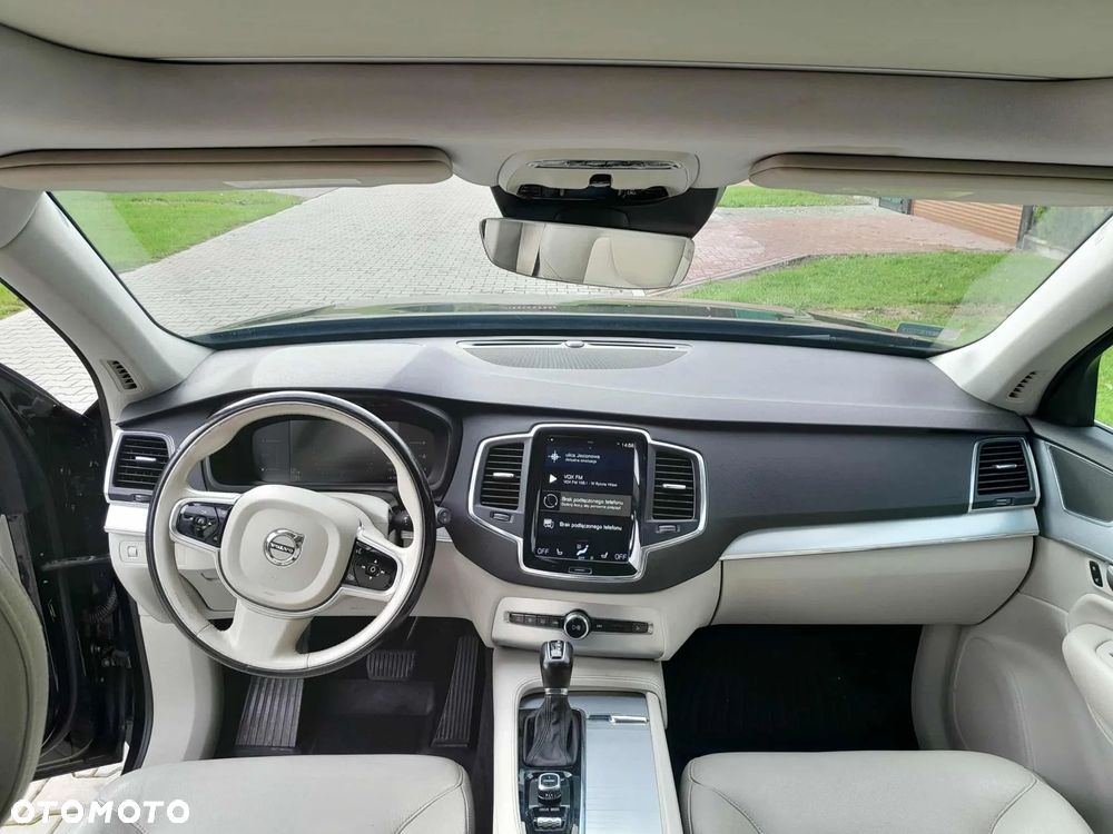 Volvo XC 90 T5 AWD Geartronic Momentum - 14