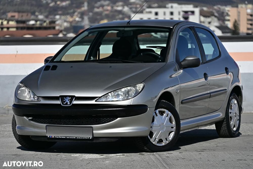 Peugeot 206 1.4E Sedan - 14