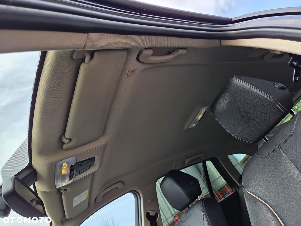 BMW Seria 3 330d Sport-Aut Blue Performance Modern Line - 25