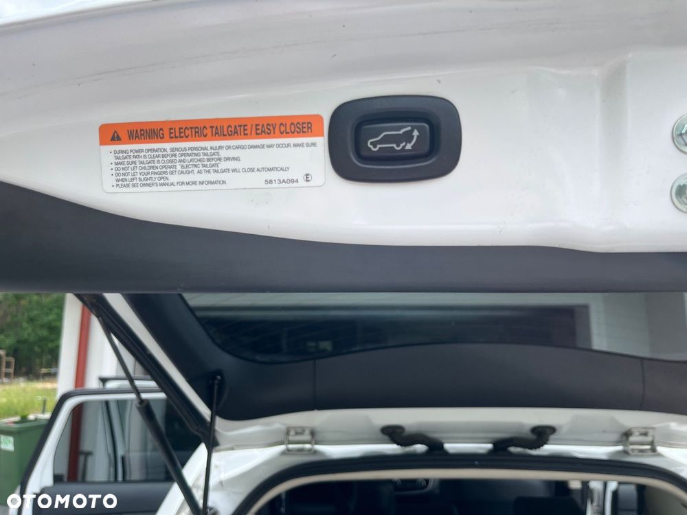 Mitsubishi Outlander 2.0 Instyle Navi 4WD CVT - 28