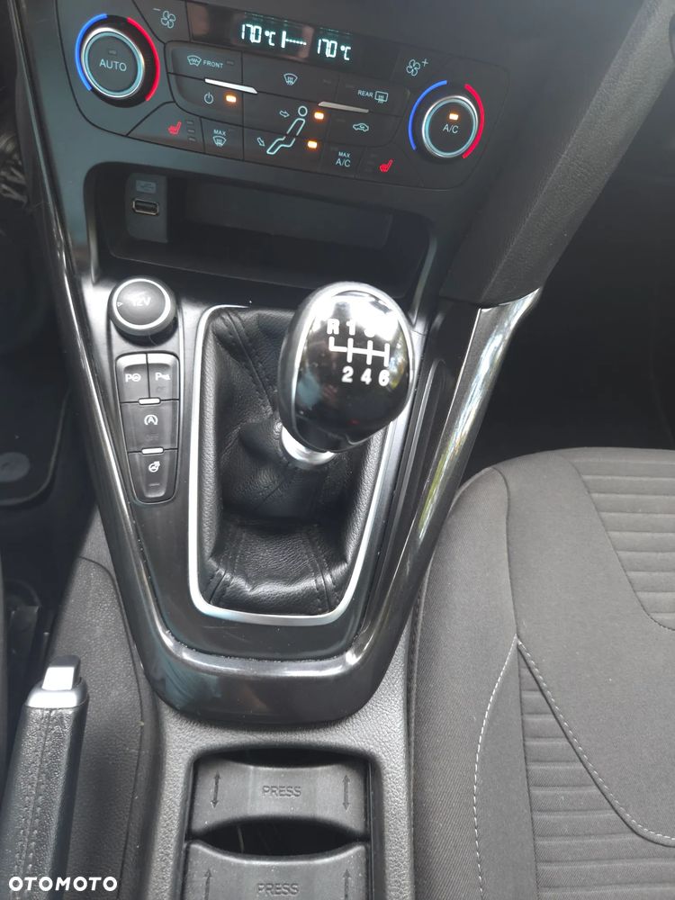 Ford Focus - 18