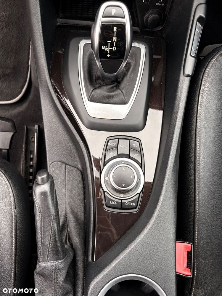 BMW X1 sDrive18d - 16