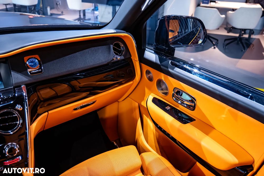 Rolls-Royce Cullinan - 32
