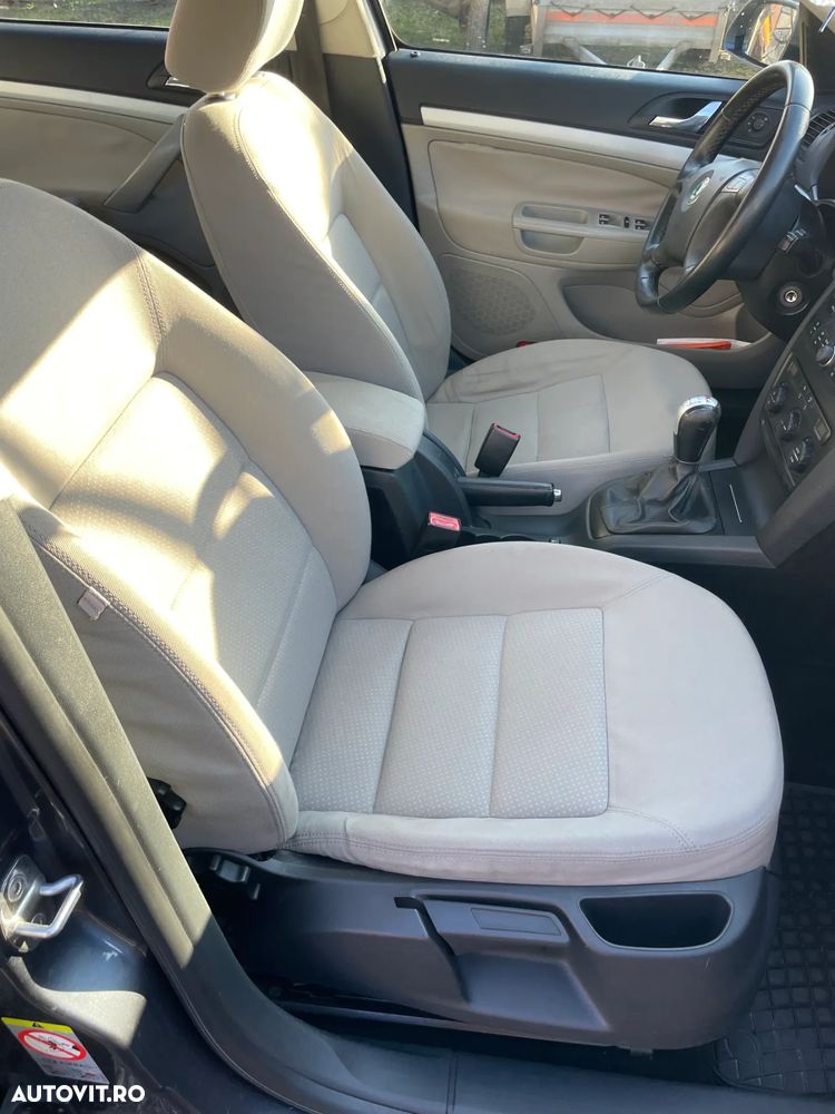 Skoda Octavia Combi 1.9TDI 4x4 - 6