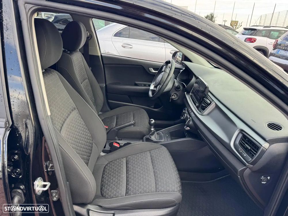 Kia Rio 1.2 CVVT Dynamic - 17