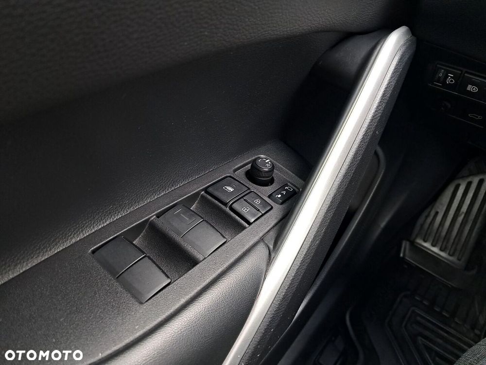 Toyota Corolla Cross 2.0 Hybrid Premiere Edition AWD - 15